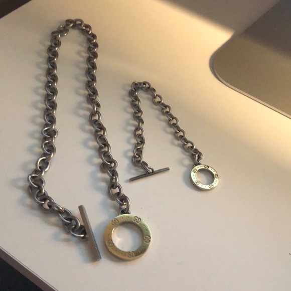 Gucci Choker and Matching Bracelet - Picture 2 of 7